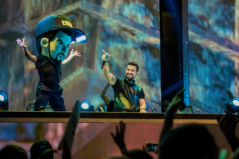 Com o time renovado, Dennis DJ desembarca neste sábado (20) em Guarapari 1 Baile do Dennis