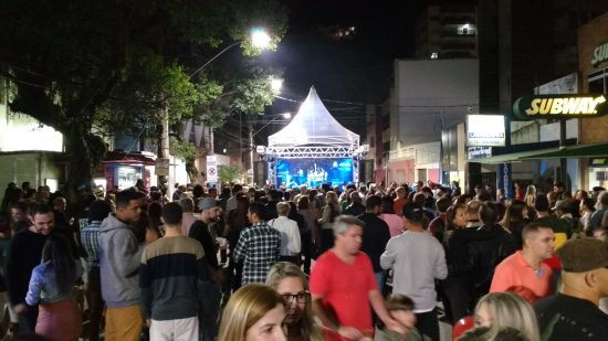 IMG 20170721 214749553 - Contratações musicais do festival de inverno geram improbidade administrativa para prefeito de Guarapari