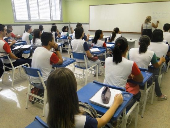 Alunos do município podem se inscrever para curso gratuito de espanhol em Guarapari