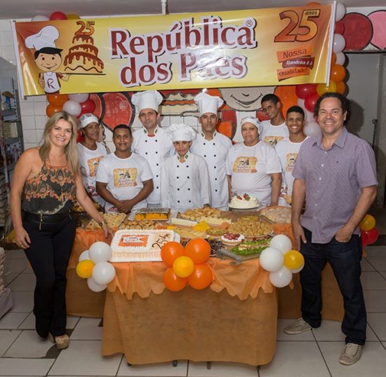 equipe república web 1 - Padaria lança campanha de troca em comemoração ao Dia Mundial do Pão