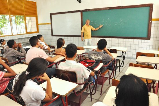 sala de aula - Sedu lança edital com 3,5 mil vagas temporárias