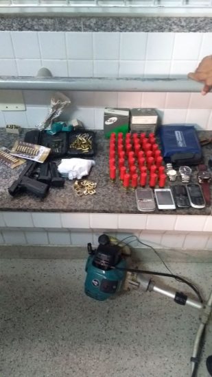 IMG 20171116 WA0000 - Foragido da justiça é detido com arma e munições em Guarapari