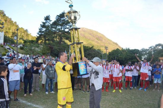 WhatsApp Image 2017 11 10 at 20.17.09 - Buenos Aires sedia o II Campeonato de Futebol Argentino aos domingos