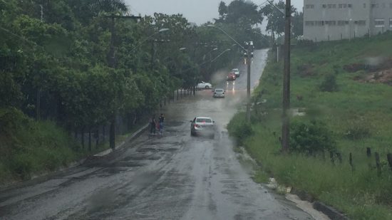 Após fortes chuvas, alunos do Ifes Guarapari têm aulas suspensas 1 WhatsApp Image 2017 12 01 at 13.26.55