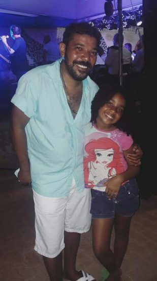Bya - Cantora de 10 anos descoberta em Anchieta fará abertura do Carnaval de Vitória