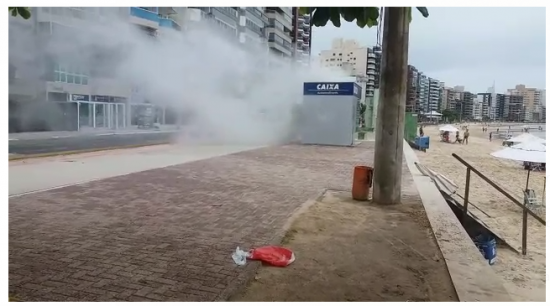 caixa foto - Vídeo: Princípio de incêndio em Atendimento da Caixa assusta banhista na Praia do Morro