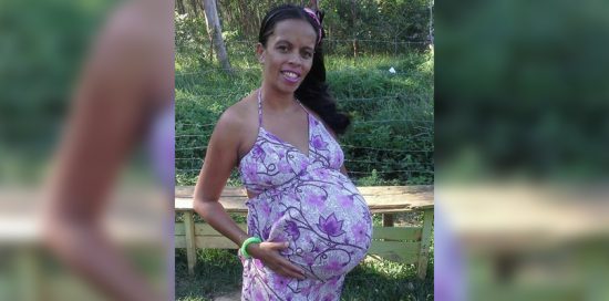 elisangela copy - Família de Anchieta pede ajuda após morte da mãe
