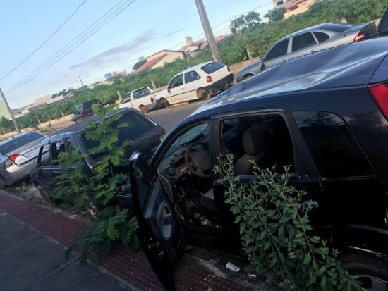 Ministério Público intervém, mas problema dos carros apreendidos está longe de ter solução em Guarapari 1 28379456 356070698217696 5019263616311812061 n 1