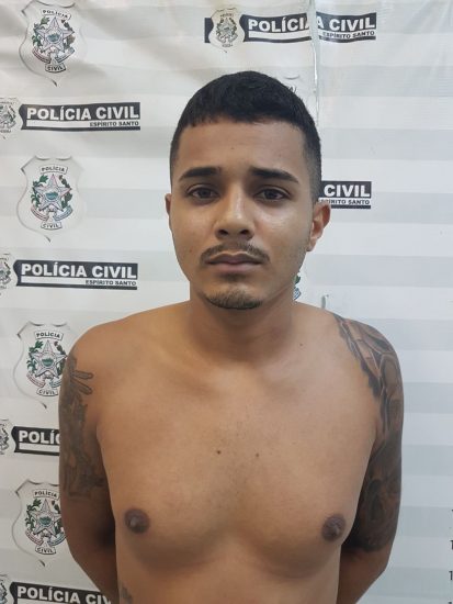Suspeito de homicídio é preso no Camurugi, em Guarapari 1 WhatsApp Image 2018 03 29 at 11.50.53