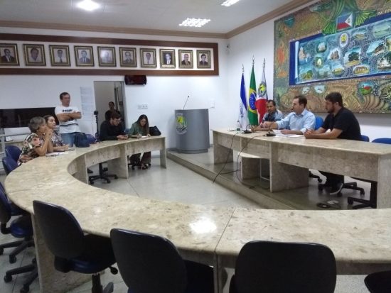 Castanheiras da Praia do Morro serão cortadas 1 audiencia