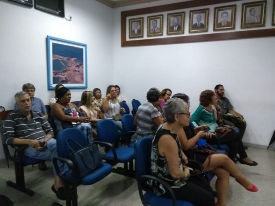 Castanheiras da Praia do Morro serão cortadas 3 audiencia2