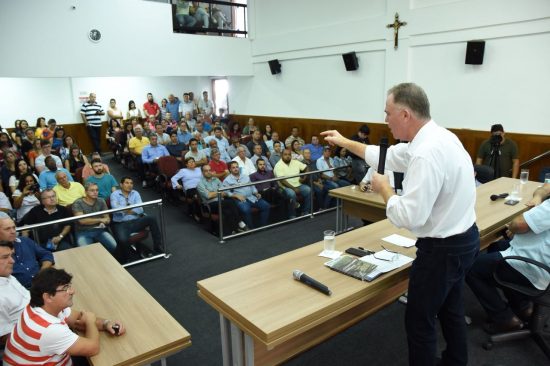 Alfredo Chaves recebe o pré-candidato Renato Casagrande 1 Casagde em AC 3