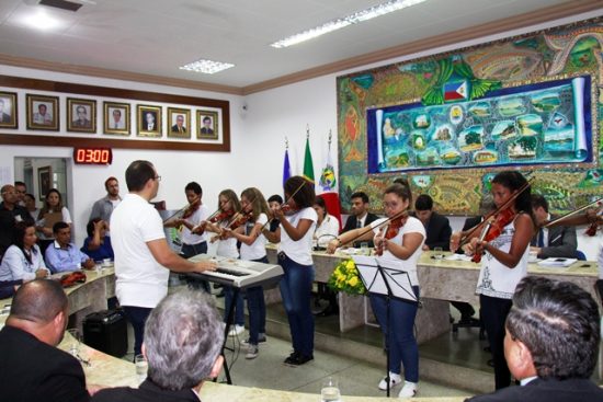 MG 9917 - Projeto leva curso gratuito de violino a adolescentes de Guarapari