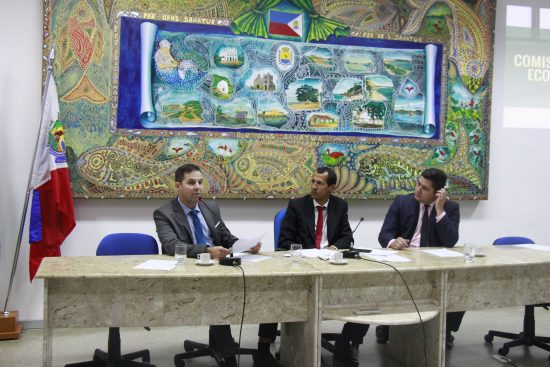 comissão - Debates e questionamentos foram o foco da reunião pública sobre o Hospital e Maternidade Cidade Saúde em Guarapari