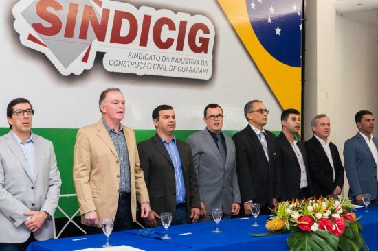 posse sindicig Renan Alves 1 - Presidente reeleito do Sindicig é empossado e diz que ampliará parcerias