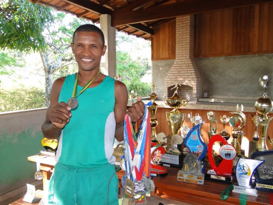 marcos5 - Aos 12 anos, atleta de Guarapari já compete com adultos e é promessa para o atletismo