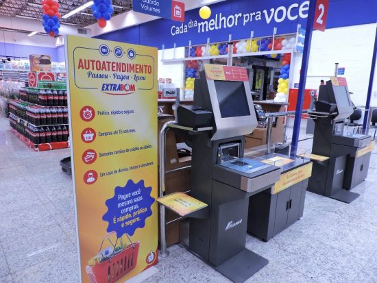 Rede Extrabom reinaugura loja em Guarapari 4 Extrabom Extracenter