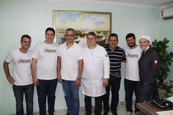 Ação social da 1ª Igreja Batista de Guarapari contou com 100 voluntários e 90 atendimentos médicos 2 Gelbinho Pr Rafael Marcelo GláucioAnabel Leanderson e Silviane 1