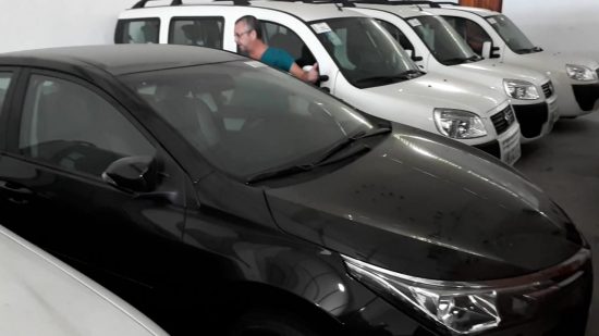 Vereadores questionam R$ 1 milhão gasto pela prefeitura de Guarapari com nova frota de veículos 1 frota