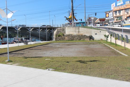 1ª etapa da nova orla do canal de Guarapari: Entregue com ressalvas 4 IMG 2968