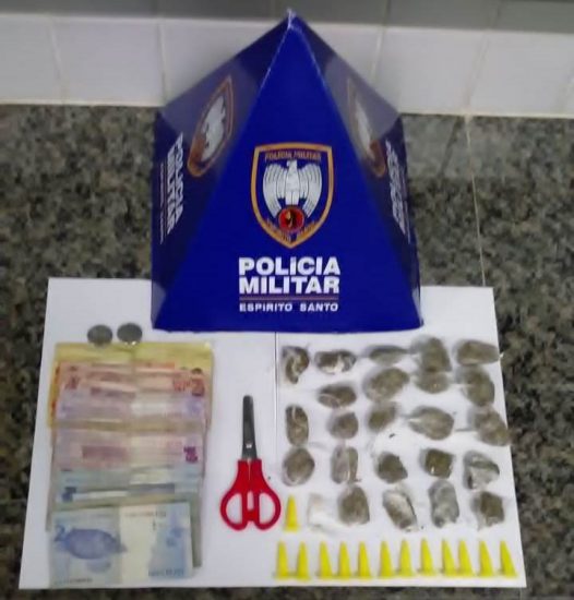 Adolescentes apreendidos com maconha e cocaína em Guarapari 1 Tráfico FT Olaria 01.07