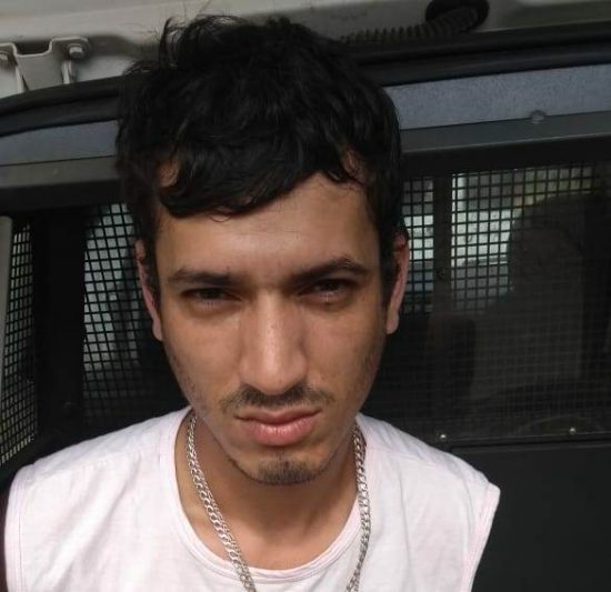 Polícia apreende arma, drogas e identifica foragido em Guarapari 2 WhatsApp Image 2018 07 17 at 17.23.58 1