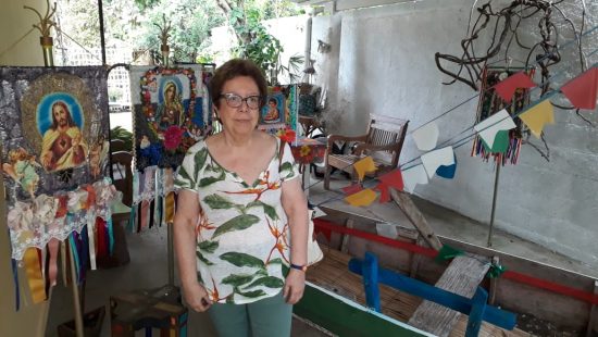 Izabel Vidal atelier 1 - Espaço democrático no atelier da artista plástica Izabel Vidal em Guarapari