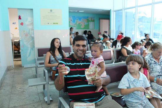 Musicalização infantil encanta crianças no HFA durante semana comemorativa em Guarapari 2 Charles