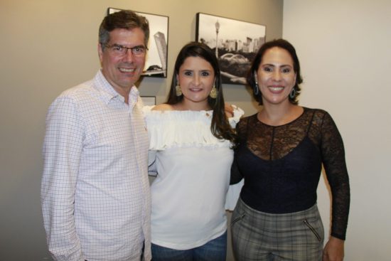 Dra. Gina Barros Endodontista e Gilton Barros Protético