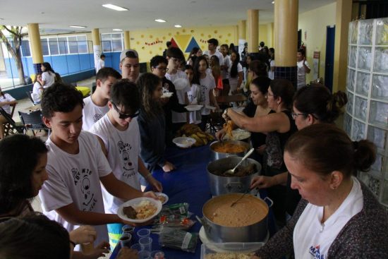 MG 6665 - Escola promove conhecimento e interação entre alunos em Guarapari