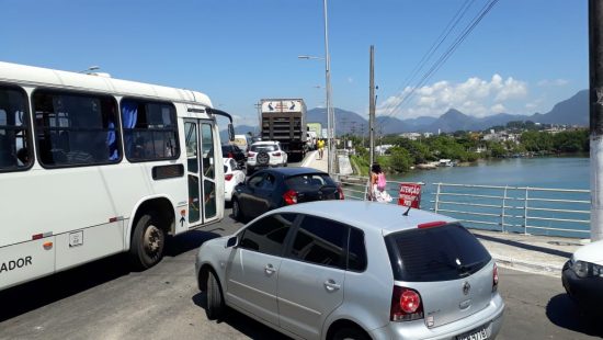 IMG 20181219 WA0005 - Motoristas reclamam de trânsito lento em Guarapari