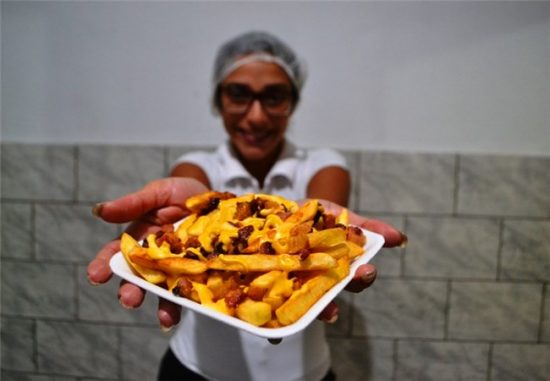 NatalAlfredoChaves1 - Praça de Alimentação do 14º Natal Som e Luz é uma atração à parte em Alfredo Chaves