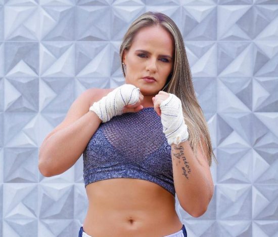 WhatsApp Image 2018 12 12 at 13.03.46 - Lutadora de MMA ensina técnicas de defesa pessoal para mulheres em Guarapari