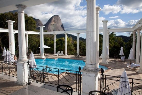 Réveillon com programação especial no Aroso Paço Hotel em Pedra Azul 2 aroso piscina