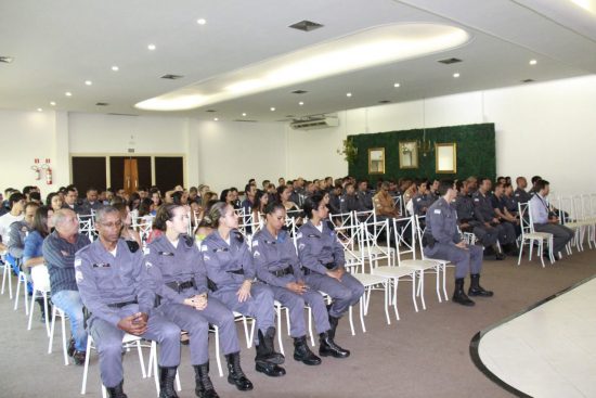 homenagem policia - Prêmio de destaque operacional homenageia policiais em Guarapari