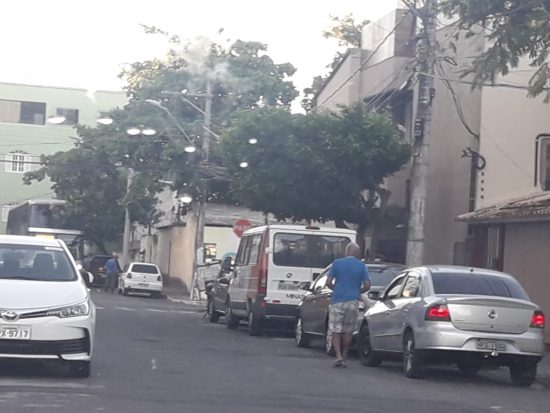 Morador questiona uso de veículo com identificação do governo mineiro em Guarapari 2 Ducato Minas 1