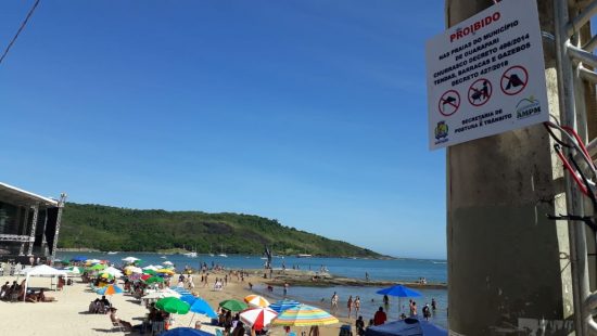 IMG 20190102 WA0019 1 - Frequentadores ignoram leis municipais nas praias de Guarapari