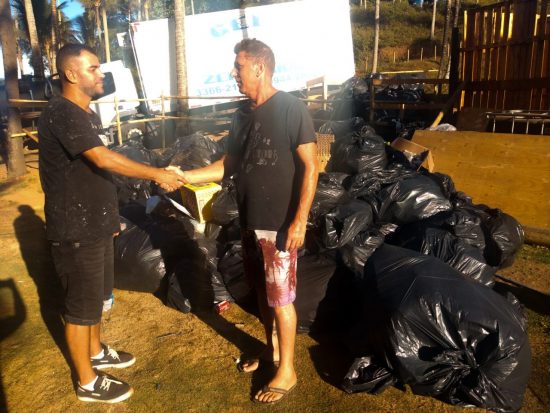 Casas de shows localizadas em Meaípe enviam material para reciclagem em Guarapari