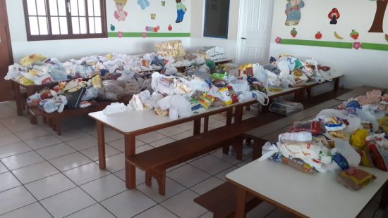 doações - Show arrecada mais de 4 toneladas de alimentos para instituições de Guarapari