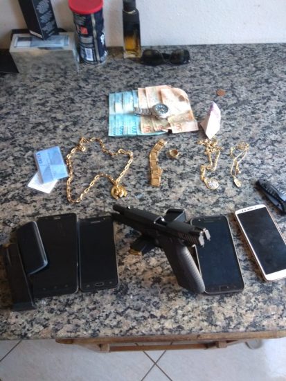 Detido chefe do tráfico de cidade baiana que se escondia em Guarapari 2 prisão guarapari 2