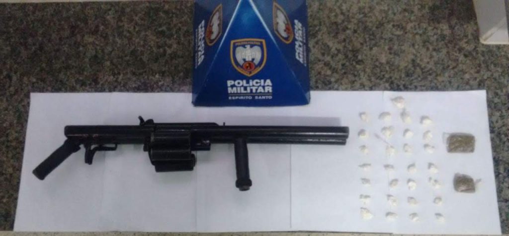 IMG 20190319 WA0002 - PM de Guarapari apreende drogas e arma de fogo no Ipiranga