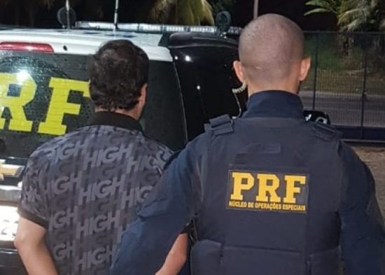 PRF foragido 1 - PRF prende, em Guarapari, foragido envolvido em roubo de carga no Rio de Janeiro