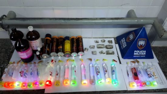 WhatsApp Image 2019 03 11 at 09.52.23 - Polícia apreende lança-perfume e material para fabricação da droga em Guarapari