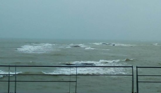 mau tempo - Previsão de ventos até 89 km/h para o litoral do ES