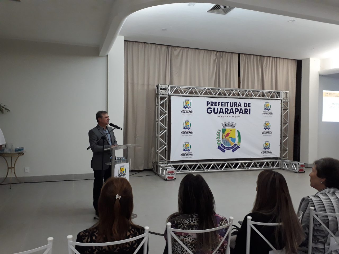 Dorval 2 - Desenvolvimento e qualificação: Esses foram os temas destacados durante abertura da 1ª Semana do Turismo de Guarapari