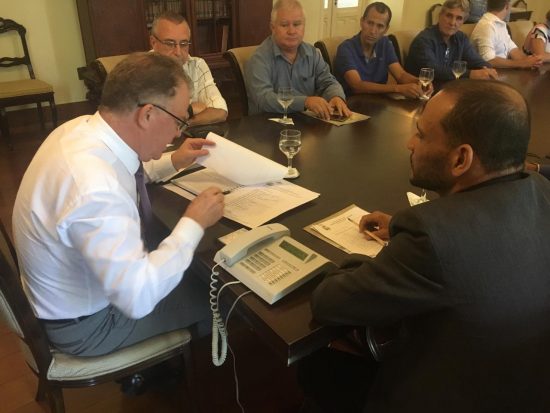 Vereadores se reúnem com Casagrande e levam demandas de Guarapari para o governo 2 IMG 20190506 WA0019