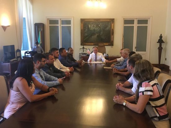 Vereadores se reúnem com Casagrande e levam demandas de Guarapari para o governo 1 IMG 20190506 WA0022