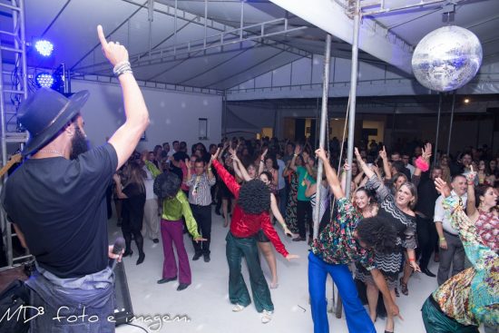 Guarapari na contagem regressiva para os “embalos de sábado a noite” 3 embalos de sábado a noite 1