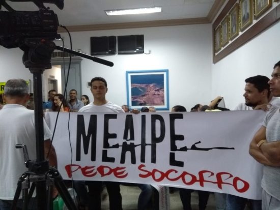 meaipeobras2 - Manifestação de moradores de Meaípe na Câmara de Guarapari reivindicou a votação dos projetos de urbanização da orla do bairro