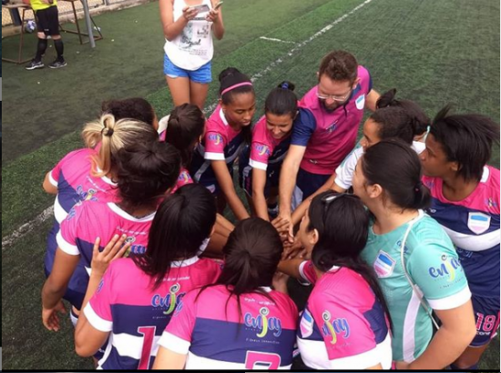 AE. Capixaba - Time de futebol feminino de Anchieta busca patrocínio para participar de competição nacional